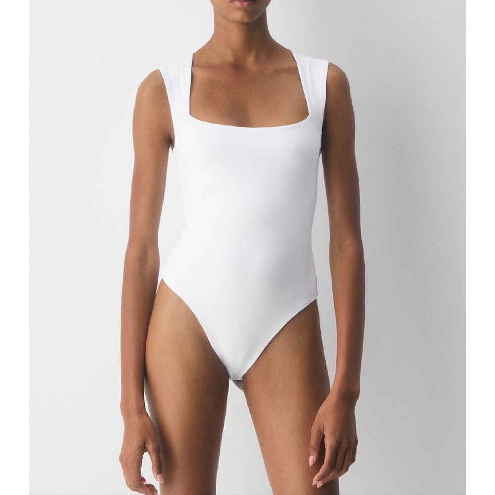 Aritzia Contour Esteem Square Neck Bodysuit white womens size M NEW
